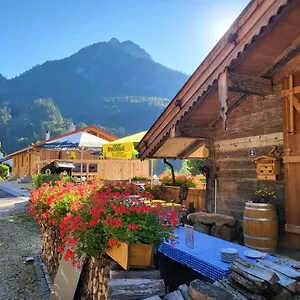 Nickis Bergcamp Schneizlreuth